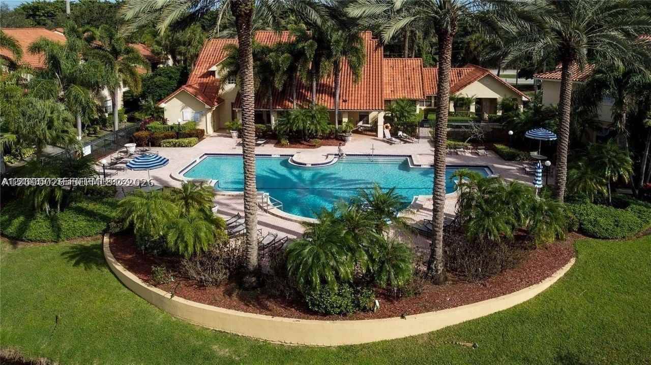 1229 Sw 46th Ave #403