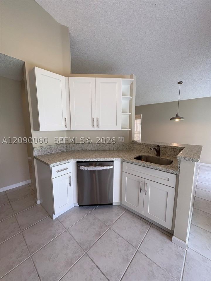 751 Sand Creek Cir - Photo 6 of 22