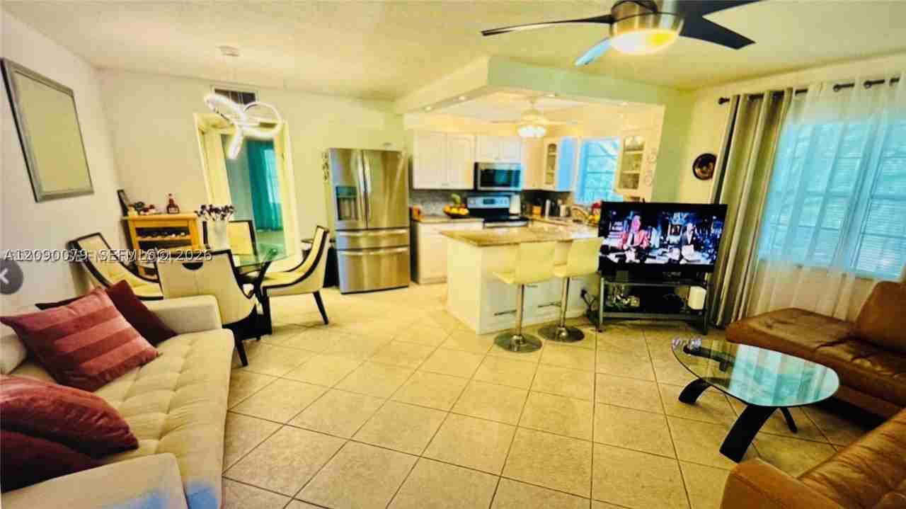 116 Westbury E #116 - Photo 4 of 39