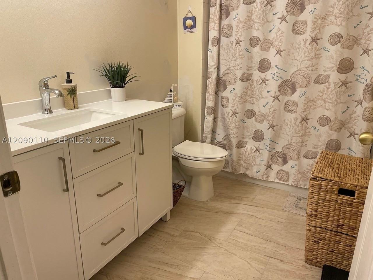 655 Sw 111th Way #104 - Photo 4 of 6