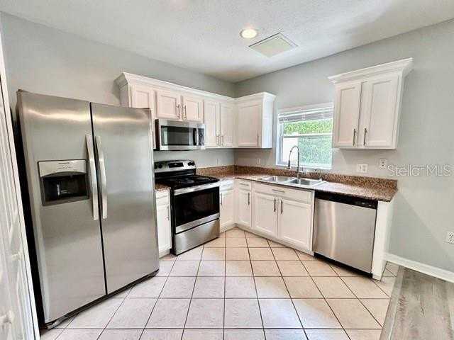 6218 Flagfish Ct #102 - Photo 4 of 22