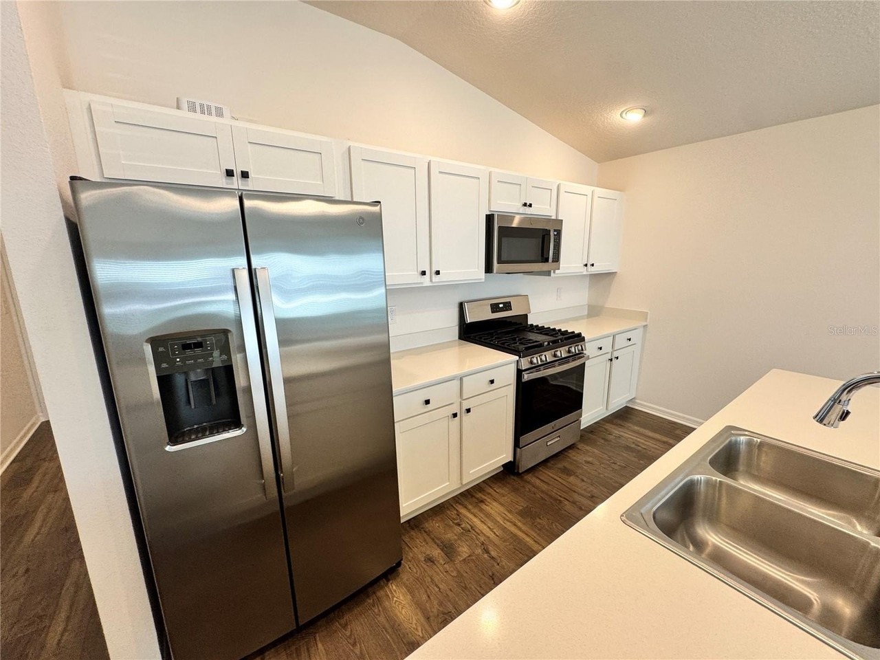 2224 Mansell Path - Photo 3 of 12