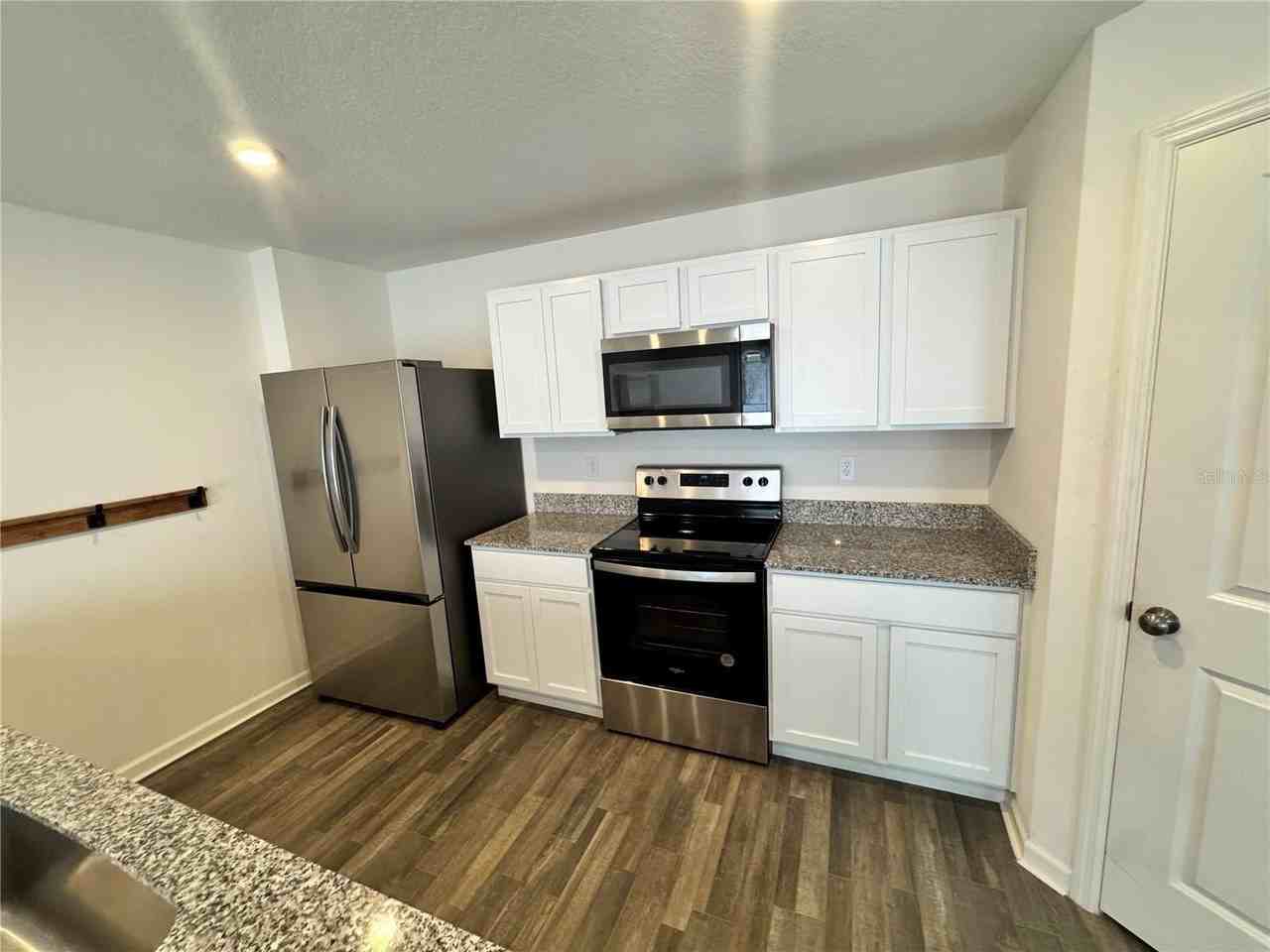 2110 Kansas Rd - Photo 4 of 15