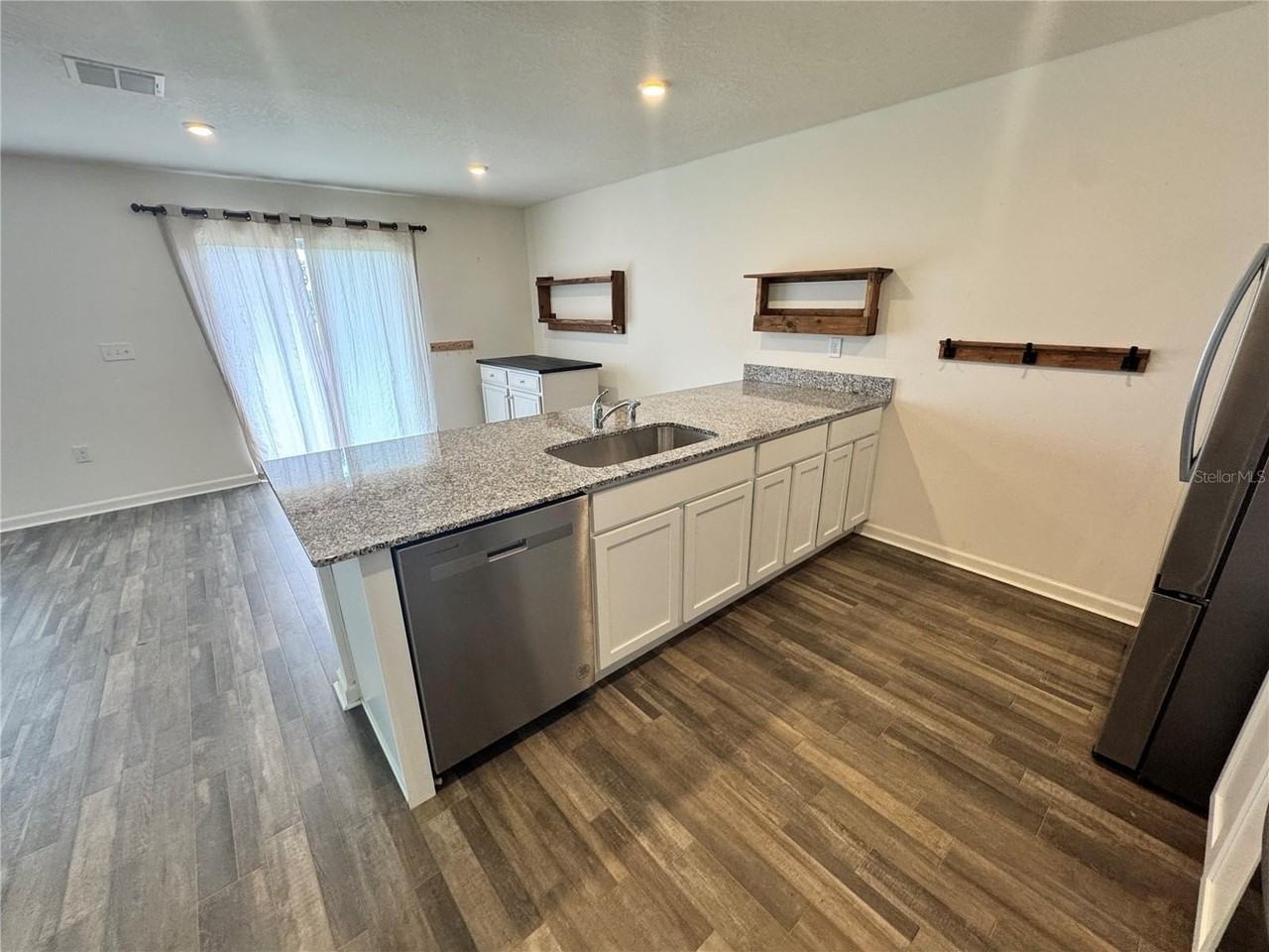 2110 Kansas Rd - Photo 5 of 15