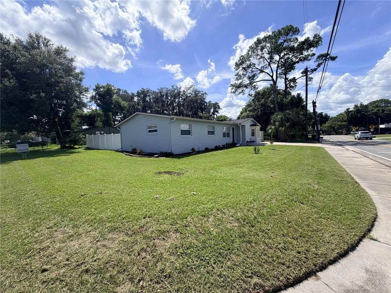 2510 Sandalwood Dr - Photo 5 of 36