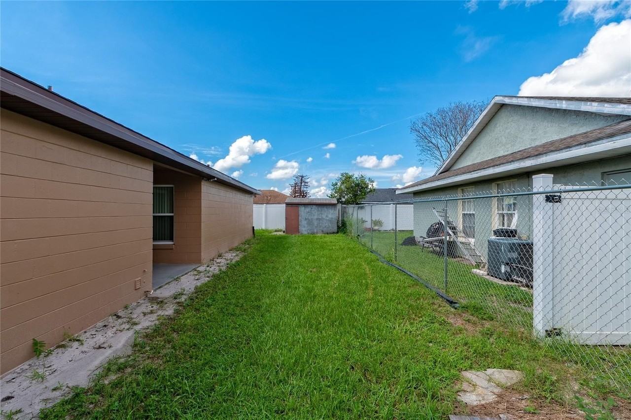 166 Alameda Dr - Photo 5 of 29