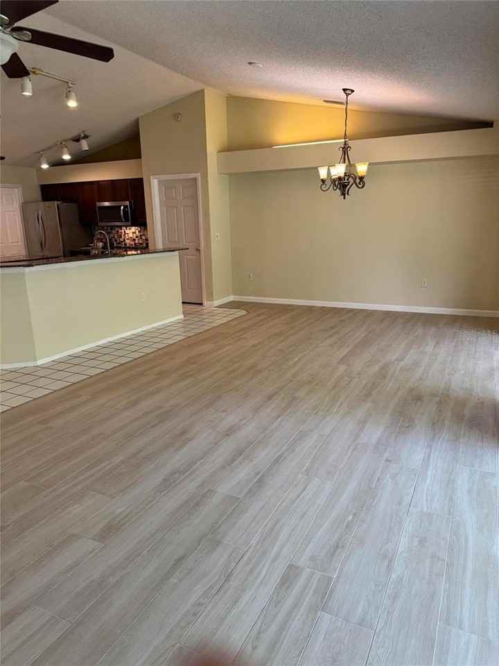 4750 Hamlets Grove Dr - Photo 7 of 25