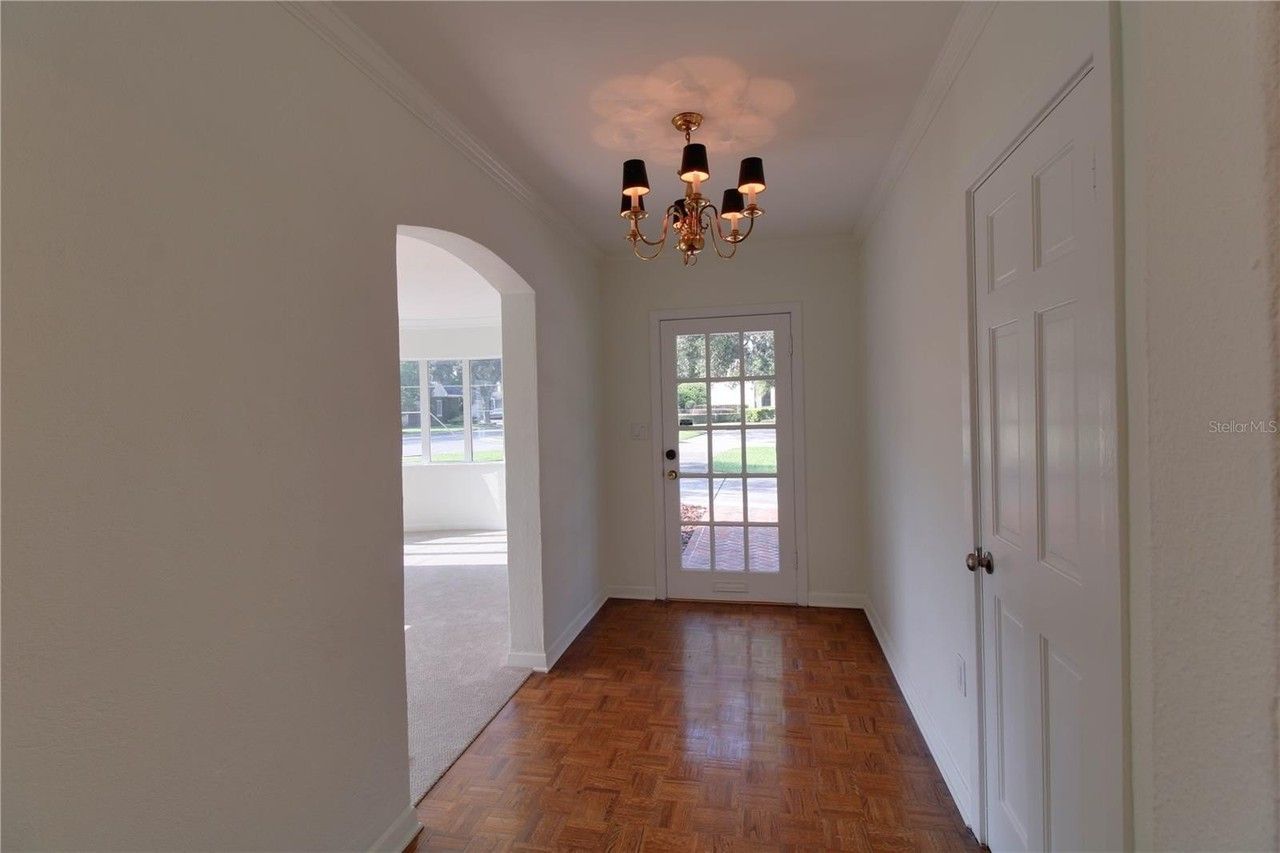 1667 Mizell Ave - Photo 7 of 20