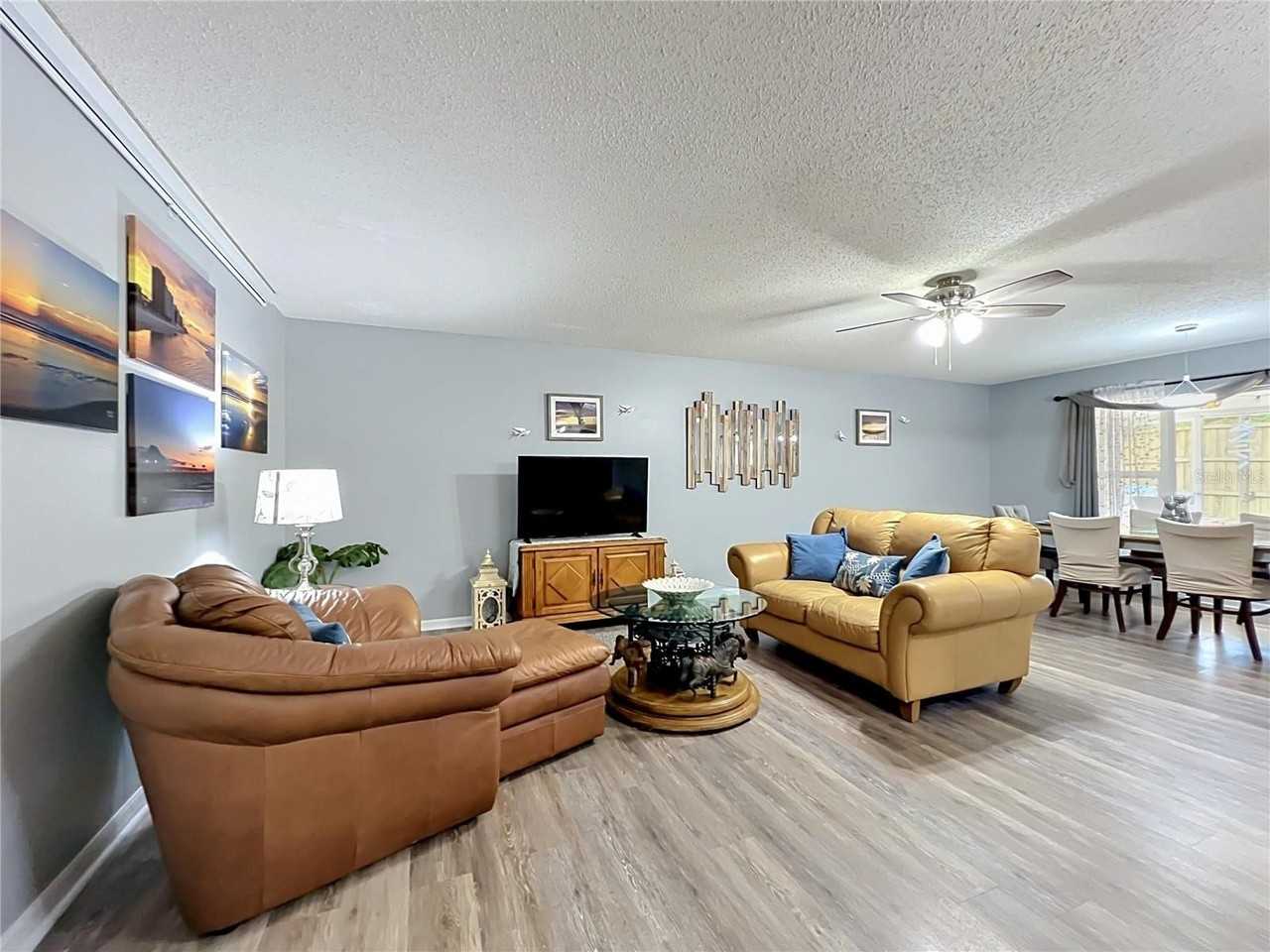 8307 Lainie Ln - Photo 5 of 24