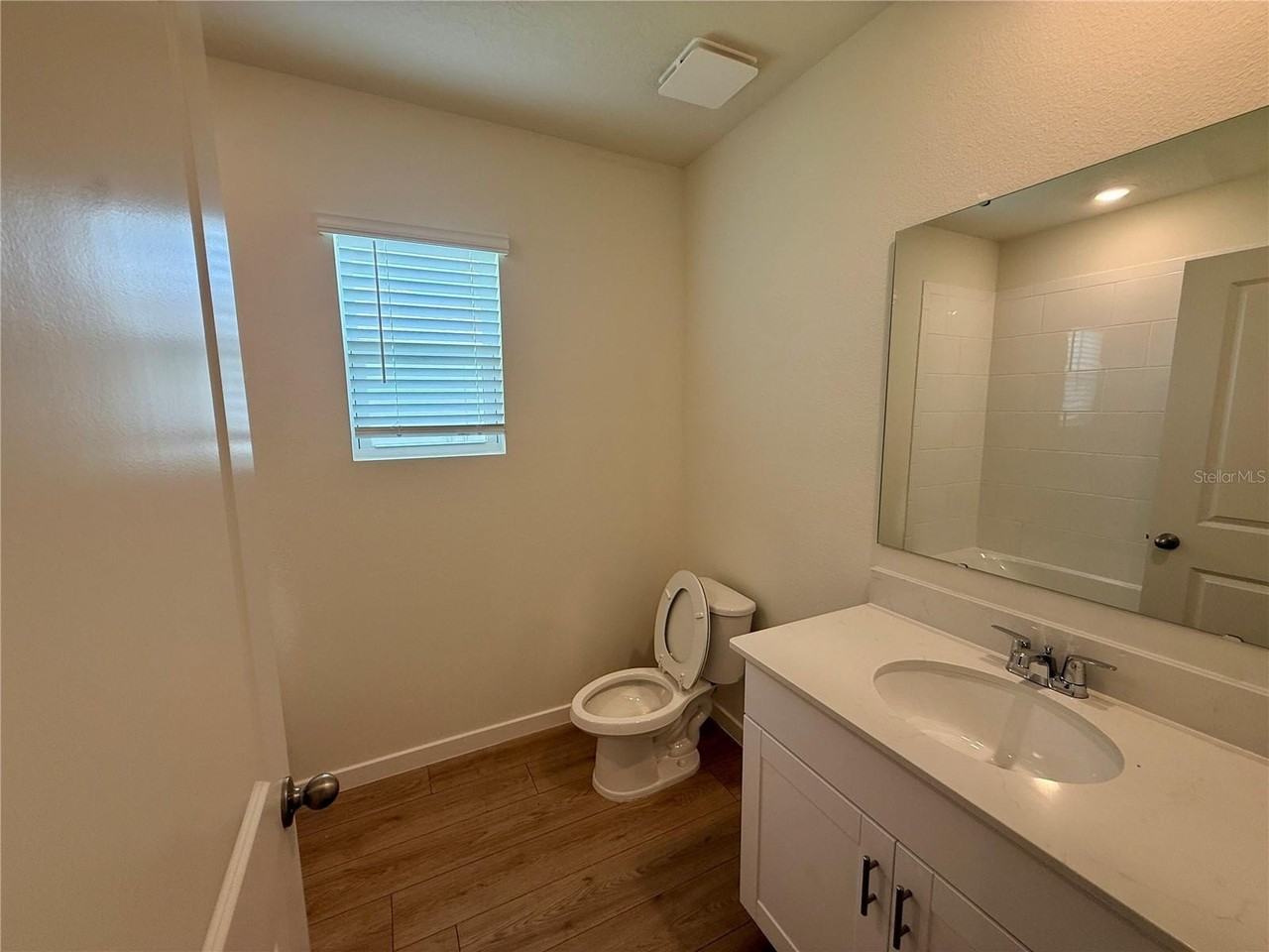 2504 Dorset Ct - Photo 7 of 25