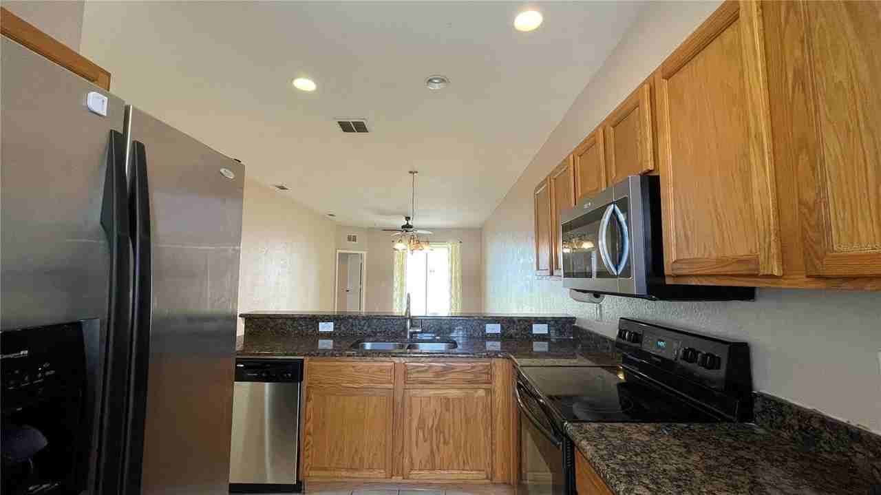 506 Parsley Ct - Photo 5 of 19