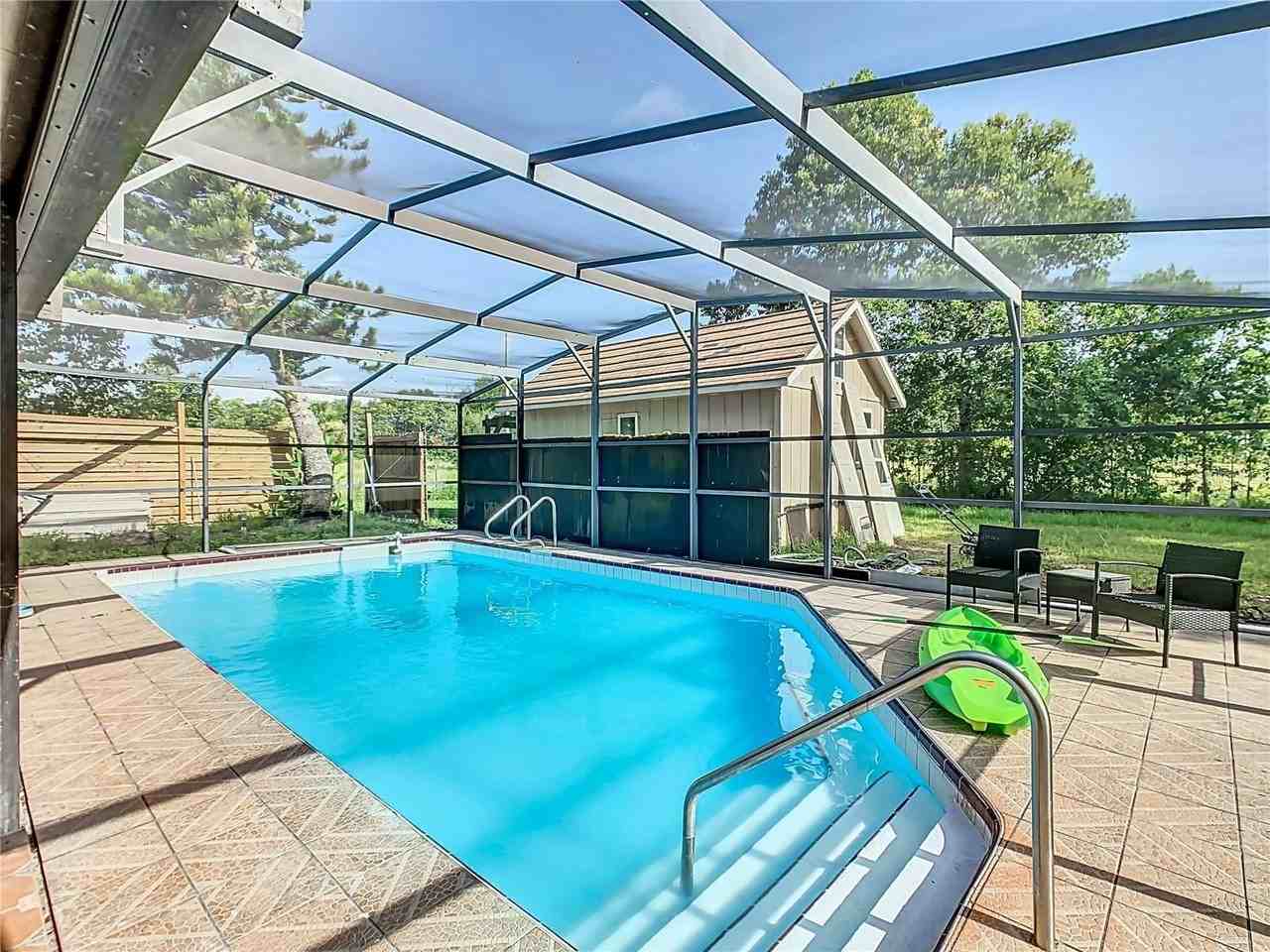 218 Oakview Ave - Photo 7 of 40
