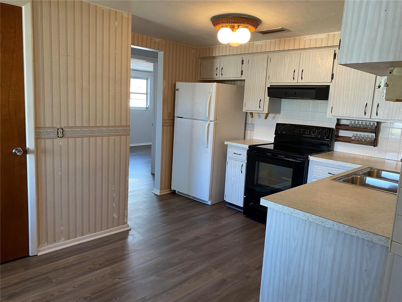 3614 Nixon Rd - Photo 7 of 16