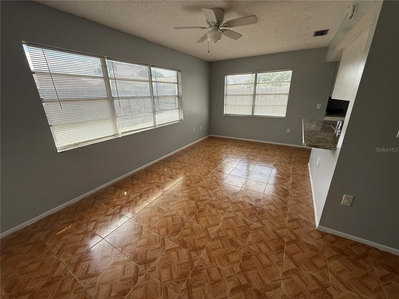5048 Lillilea Ln - Photo 7 of 15