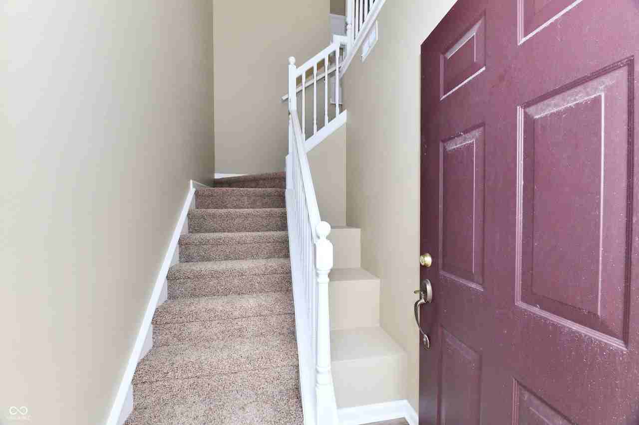 12036 Esty Way - Photo 3 of 35