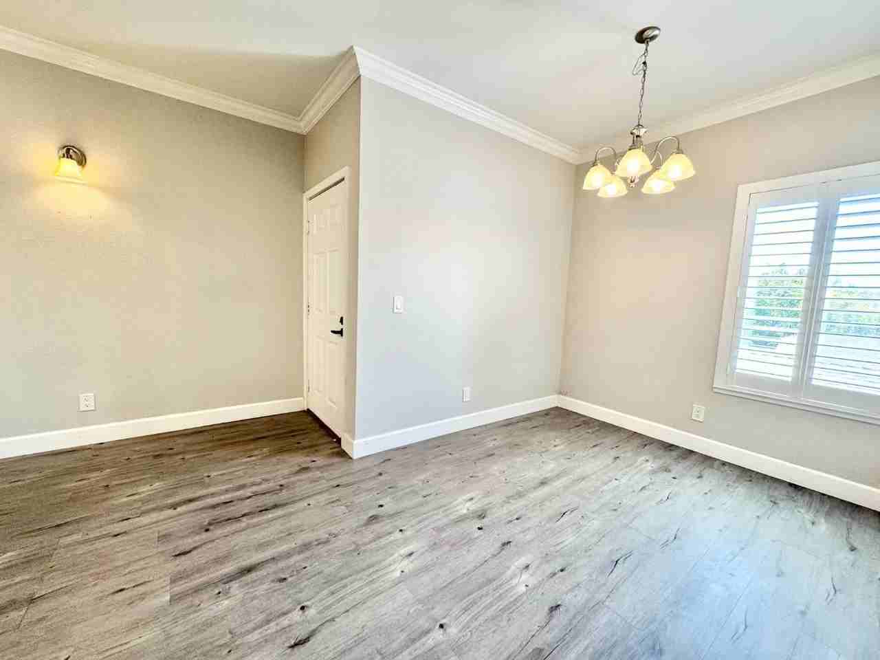 1856 Tradan Dr - Photo 4 of 25