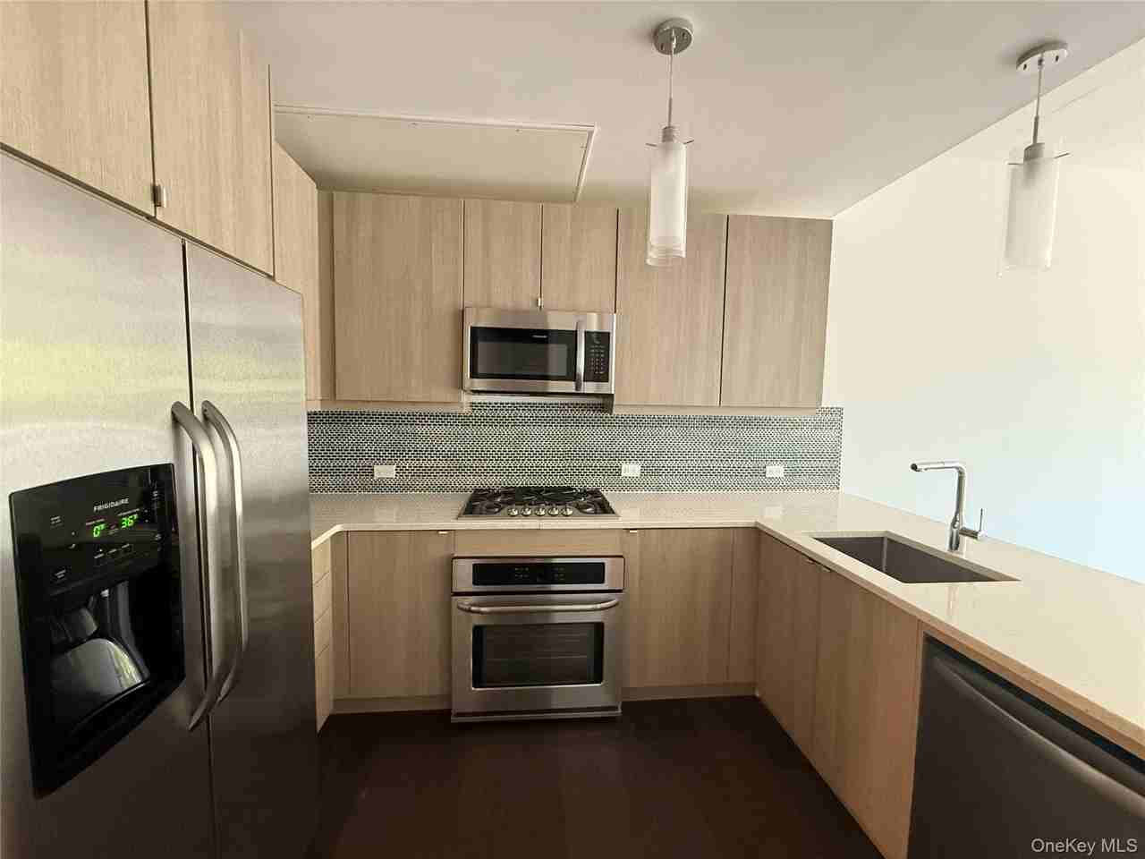 N Central Ave #3A - Photo 2 of 16