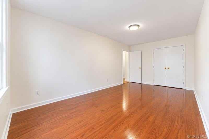 3121 Mickle Ave - Photo 4 of 14