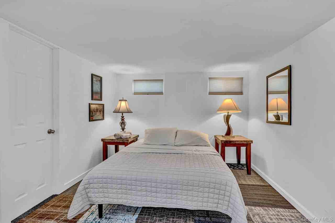 24 Jerome Dr - Photo 3 of 27