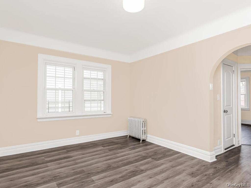 3302 Bronxwood Ave #1 - Photo 5 of 17