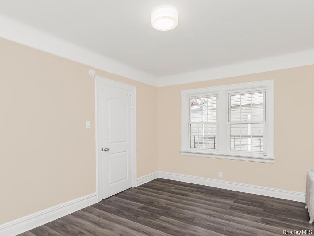 3302 Bronxwood Ave #1 - Photo 6 of 17