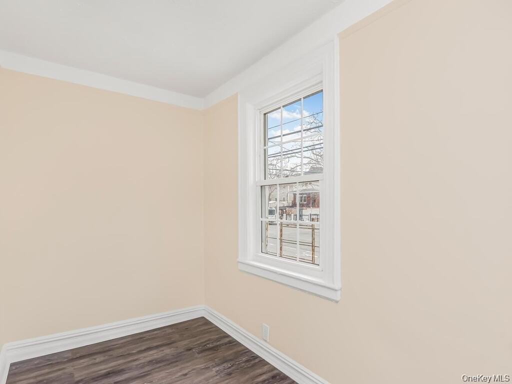 3302 Bronxwood Ave #1 - Photo 6 of 14