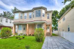 featured image of 15B Mohegan Ave #B