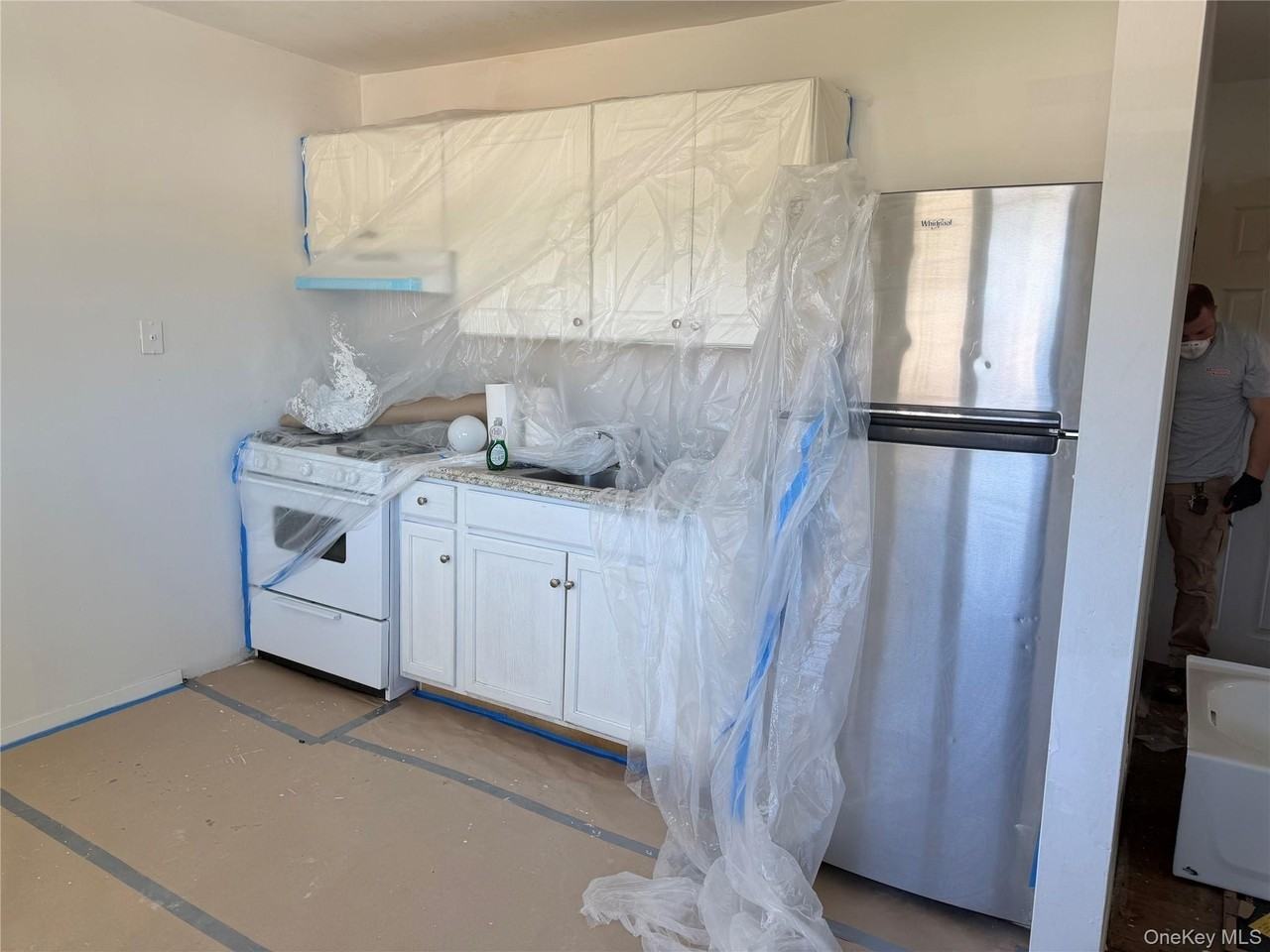 4 Cumberbach St #2 - Photo 2 of 6