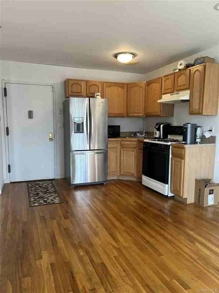 4325 215th St #2F - Photo 6 of 9