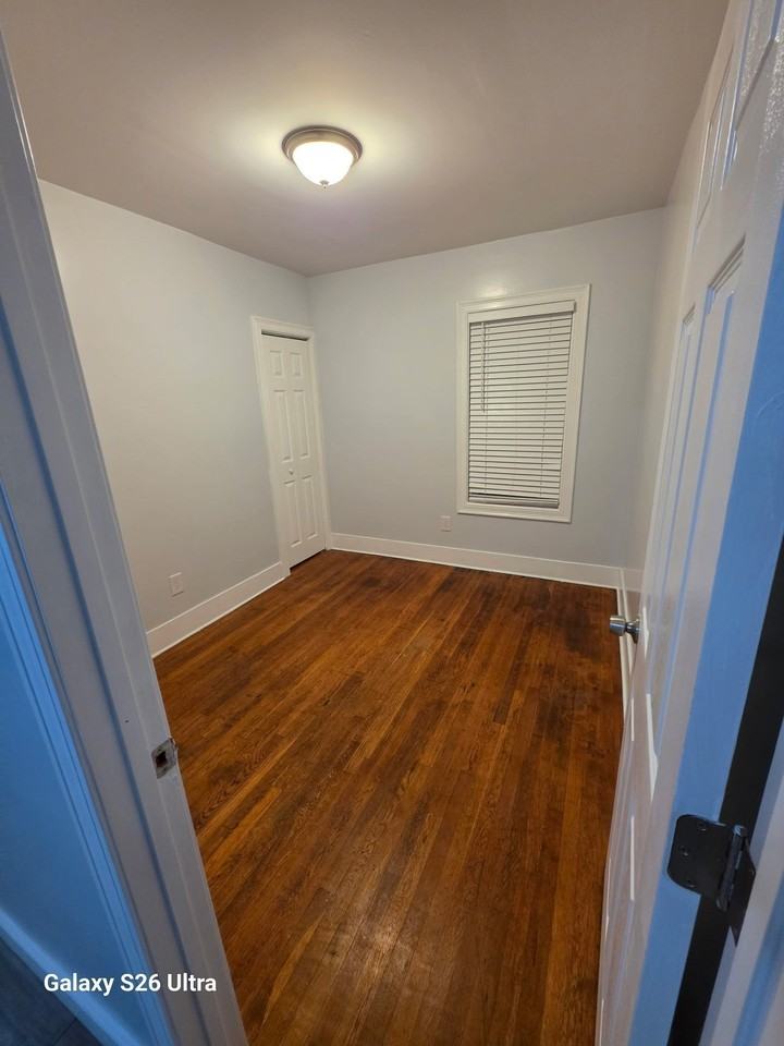 105 Thompson St #1 - Photo 7 of 8