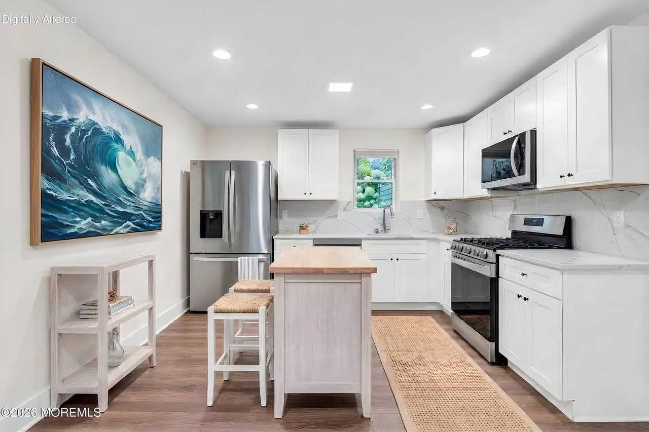 700 1st Ave #B5 - Photo 2 of 17