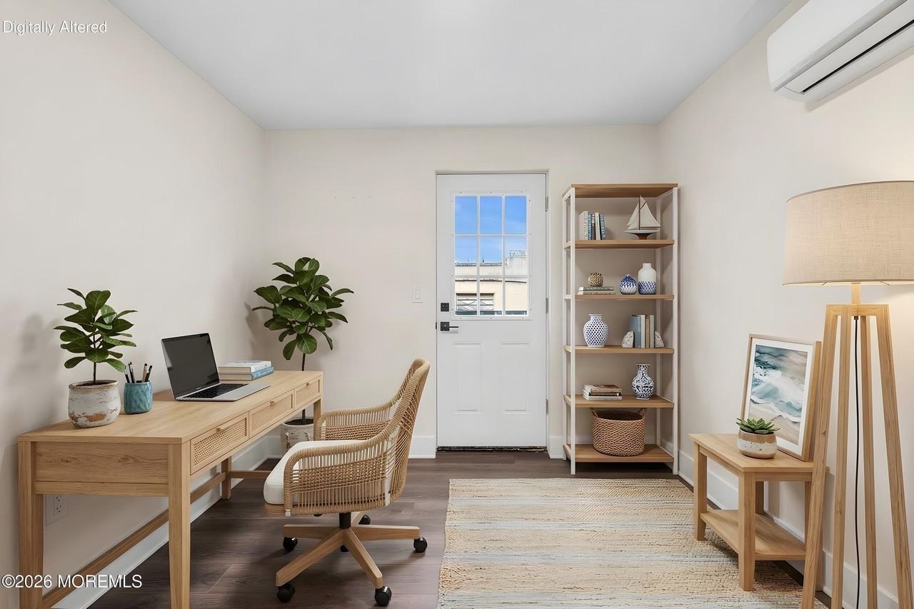 700 1st Ave #B5 - Photo 4 of 17