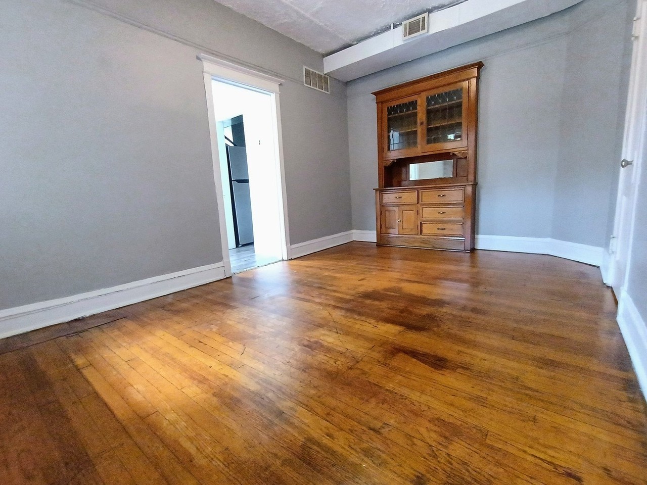 3516 N Broadway St #2 - Photo 4 of 16