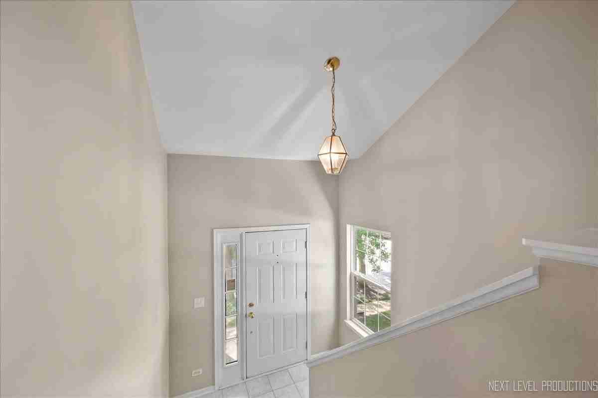 2402 Wilton Ln #2402 - Photo 3 of 23