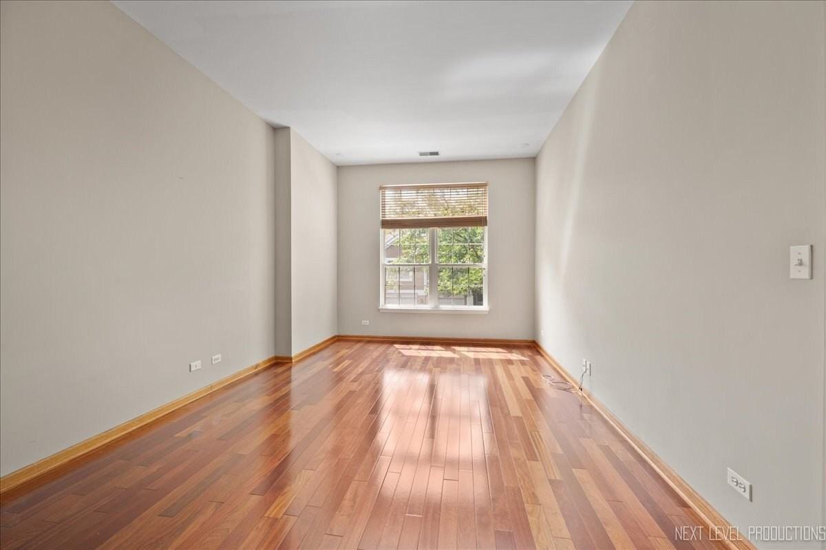 2402 Wilton Ln #2402 - Photo 4 of 23