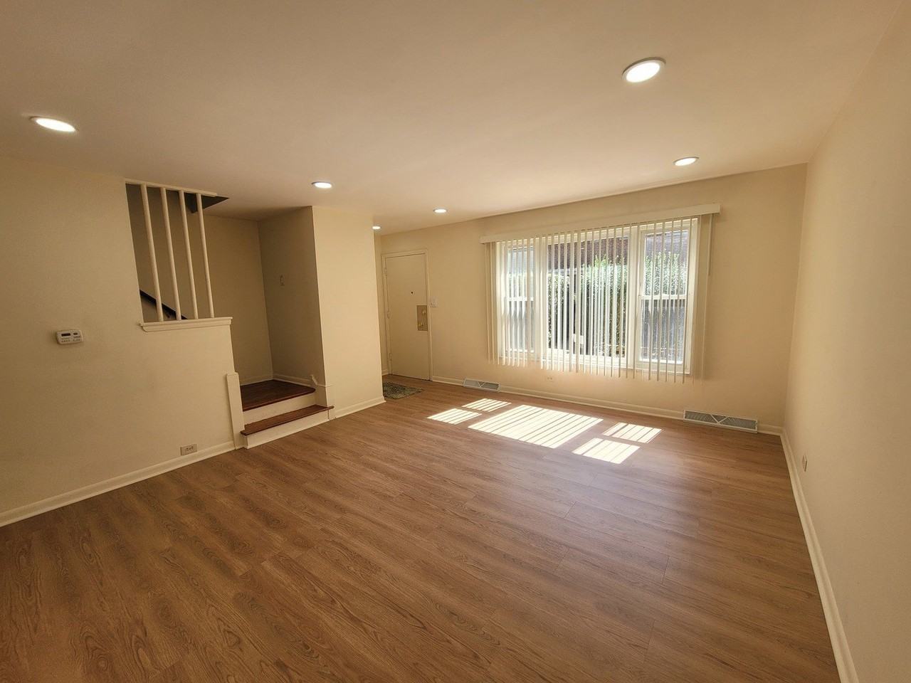 8950 Skokie Blvd #B - Photo 3 of 17