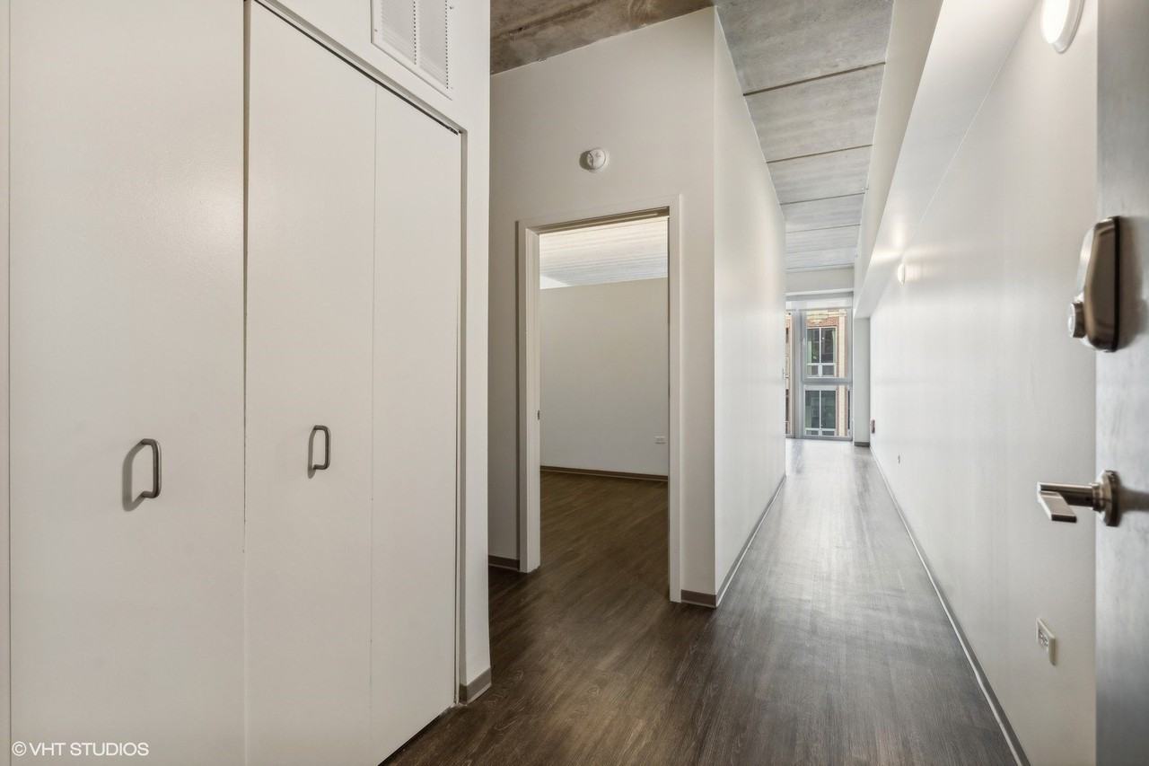 1920 N Milwaukee Ave #405 - Photo 2 of 7