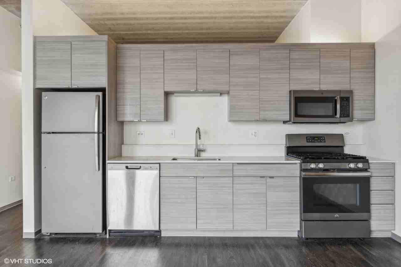 1920 N Milwaukee Ave #405 - Photo 5 of 7