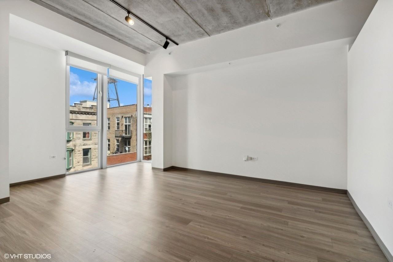 1920 N Milwaukee Ave #301 - Photo 2 of 12