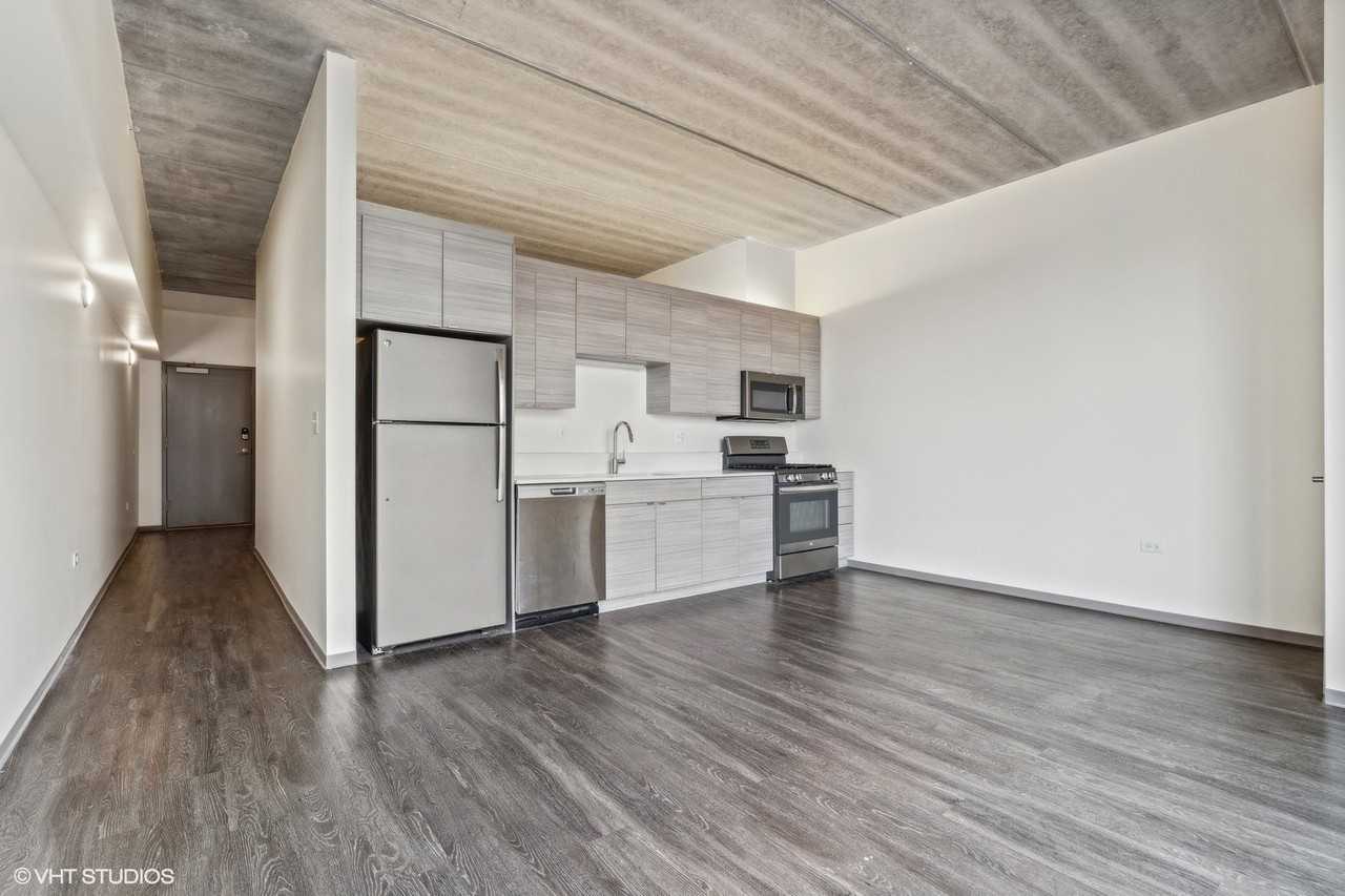 1920 N Milwaukee Ave #204 - Photo 4 of 7