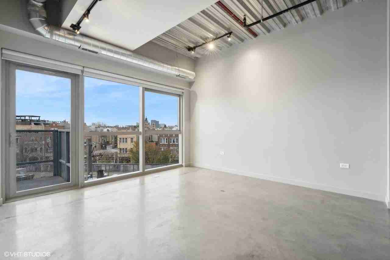 1241 N Milwaukee Ave #605 - Photo 4 of 12