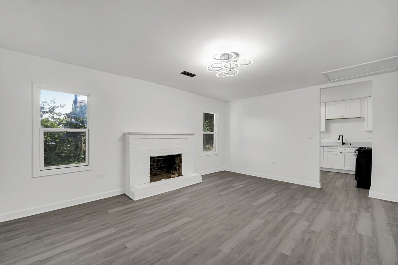 34904 N Carvis Dr - Photo 7 of 22