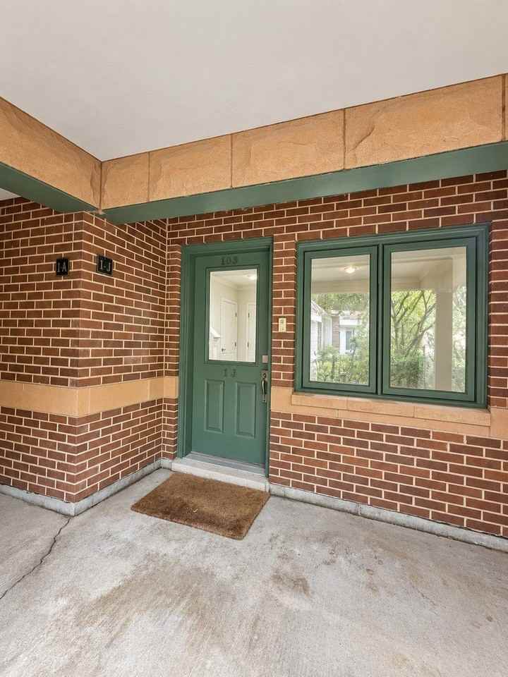 1351 W Altgeld St #1J - Photo 3 of 37