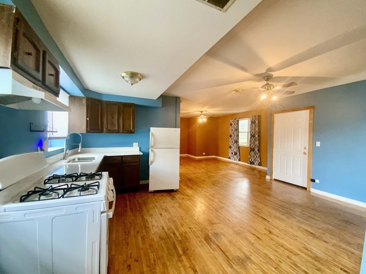 4351 N Western Ave #2RE - Photo 5 of 18