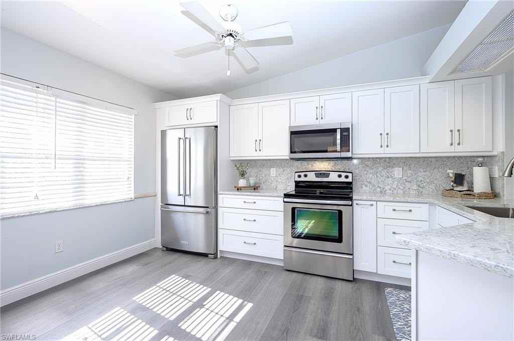 2460 Old Groves Rd #E201 - Photo 4 of 26
