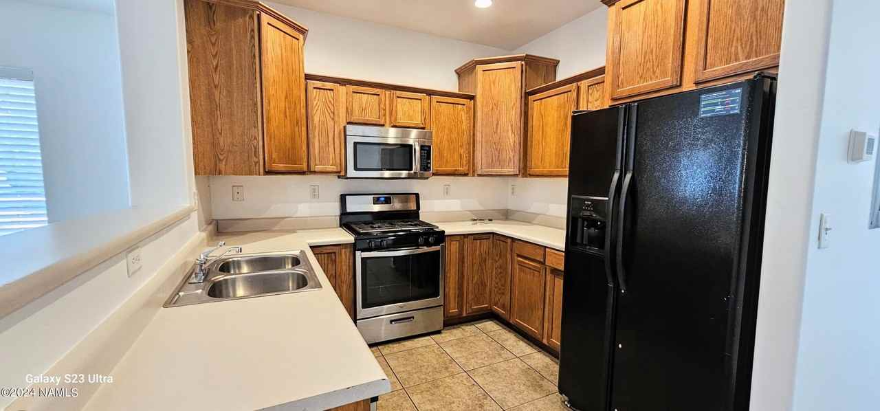 1471 E Payton Way - Photo 2 of 15
