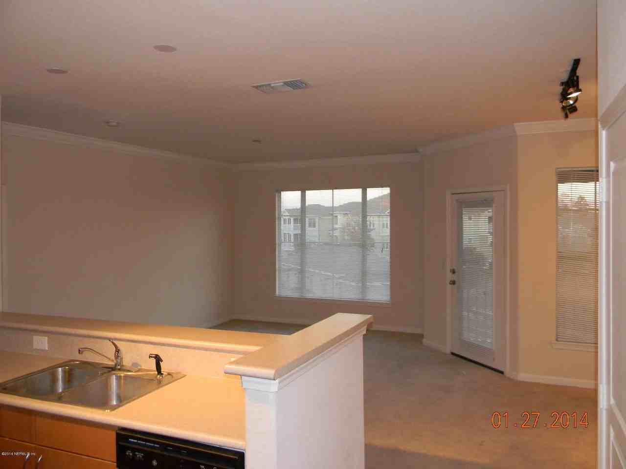8290 Gate Pkwy W #1117 - Photo 6 of 20
