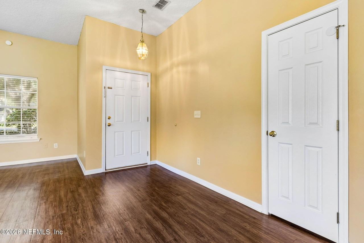 831 Timberjack Ct - Photo 7 of 50
