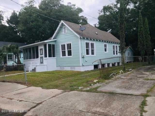439 W 25th St - Photo 3 of 28
