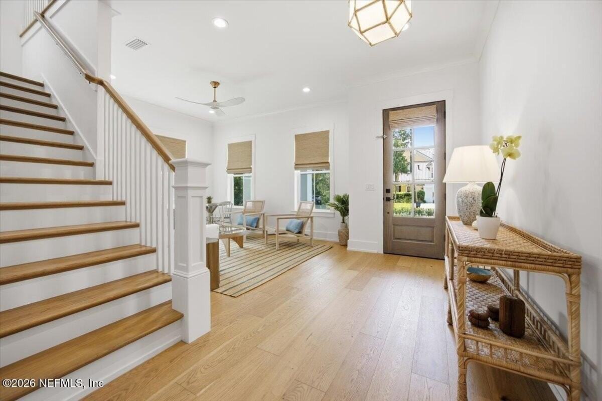 35 Jefferson Ave - Photo 4 of 31